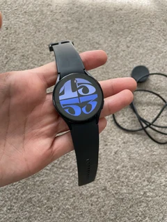 Samsung Galaxy Watch 5 40mm Good condition with charger