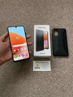 Samsung A32 128gb 4gb ram Dual Sim with box and UAG cover