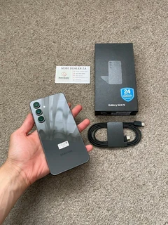 Samsung S24 FE 256gb Dual sim 8gb ram with box and cable Immaculate condition like new