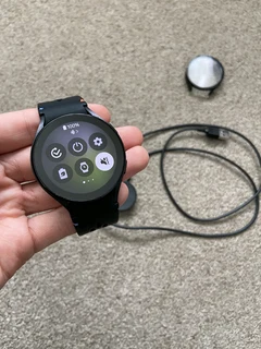 Samsung Galaxy Watch 5 44mm LTE esim Good condition with charger and screenguard