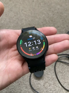 Samsung Galaxy Watch 5 44mm LTE esim Good condition with charger and screenguard