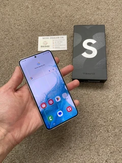 Samsung S22 5G 256gb Dual SIM with box and 2 green lines on screen