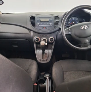 Hyundai i10 1.2 automatic 2012