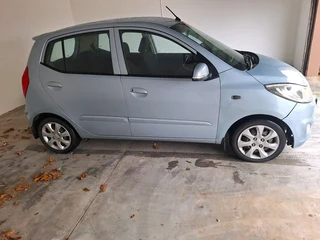 Hyundai i10 1.2 automatic 2012
