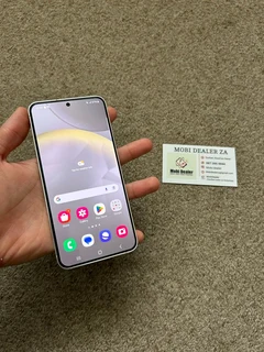 Samsung S24 256gb Dual sim 8gb ram Immaculate condition like new