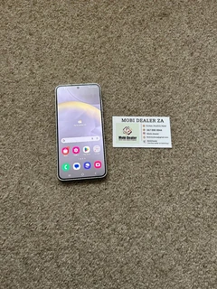 Samsung S24 256gb Dual sim 8gb ram Immaculate condition like new