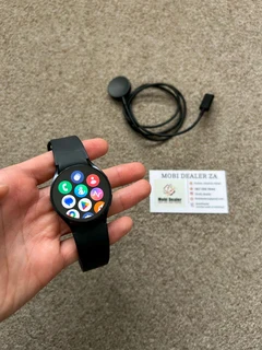Samsung Galaxy Watch 6 40mm Excellent condition with charger