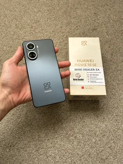 Huawei Nova 10 SE 256gb 8gb ram Excellent condition with box and cover