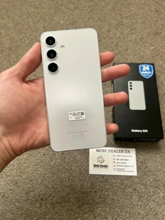 Samsung S24 128gb Dual sim 8gb ram Immaculate condition like new with box and cable