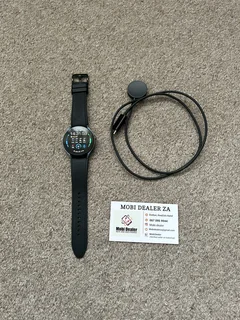Samsung Galaxy Watch 5 44mm Good condition with charger