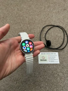 Samsung Galaxy Watch 7 BT 40mm  with charger Immaculate condition