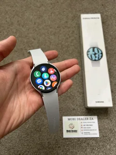 Samsung Watch 6 44mm LTE with box and charger