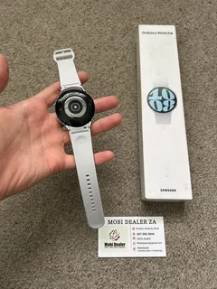 Samsung Watch 6 44mm LTE with box and charger