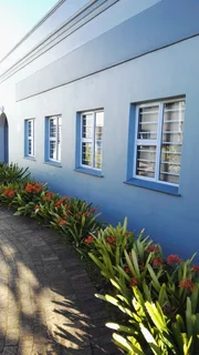 Wynberg Village: Smart 93 sqm Office Unit in Tranquil Complex
