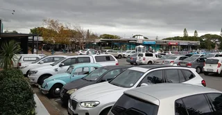 Well-Positioned 95m² Retail Spot in Busy Shopping Centre - Constatiaberg Area