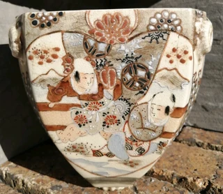 Rare Antique Satsuma Hanging Vase unusual Triangular style