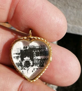 rare 1930s 1940s heart pendant Kaaba, Medina