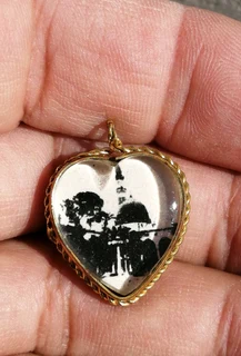 rare 1930s 1940s heart pendant Kaaba, Medina