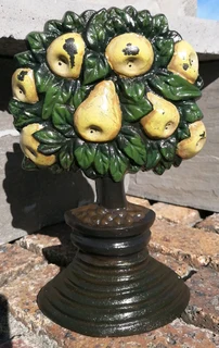 vtg Cast Iron Fruit Tree Doorstop