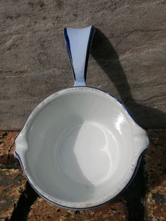 DRU Holland Blue Tulip Cast Iron Butter Sauce Warmer