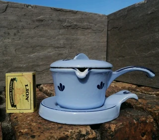 DRU Holland Blue Tulip Cast Iron Butter Sauce Warmer