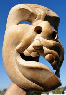 Small Indonesian Mask 18.6 x 14.4 x 7 cm