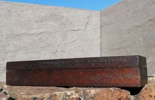 Vtg Combination Sharpening Stone in Wooden Box