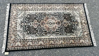 20% Silk Jaipur Hand Knotted 160 x 91 cm