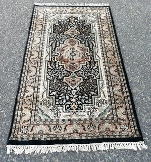 20% Silk Jaipur Hand Knotted 160 x 91 cm