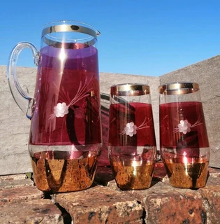 Vtg Cranberry & Gold Guilded Jug + 2 Glassess
