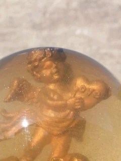 Vtg ❤️ is Blind Snow Globe, Resin - unusual.