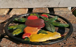 Cast Iron Colourful Fruit Trivet Pot Stand