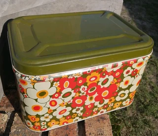 Vtg 70s Floral  Bread Box