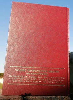 1946 Holy Qur&#39;an Yusuf Ali Arabic and English Translation w/ Explanatory Notes