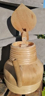 Pipekanne Norway Handcrafted Wood Spout Can