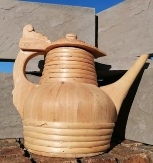 Pipekanne Norway Handcrafted Wood Spout Can