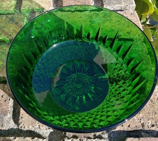 Vtg Arcoroc Emerald Glass complete Set 9pc with extra bowls 1Large 1sml