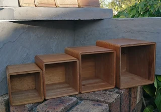 vtg Nesting Cannisters Flour Sugar Tea Coffee