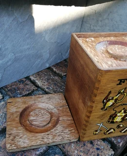 vtg Nesting Cannisters Flour Sugar Tea Coffee