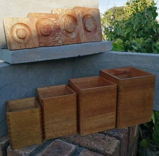 vtg Nesting Cannisters Flour Sugar Tea Coffee