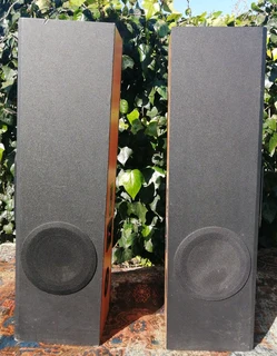 Vtg HiFi Floor Standing Speaker Set-CAT LEB-404 -Germany Logicom
