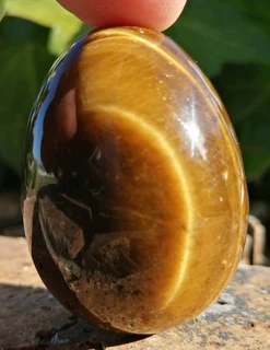 Tiger&#39;s Eye Stone Egg 4x3cm