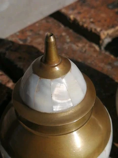 Pair of Vtg Brass and MOPearl Sml Jars with Lids Trinket