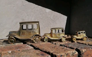 Vtg Set Brass Cars Antique Style
