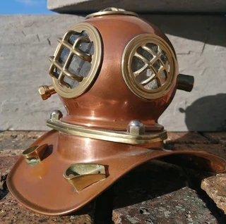 Vtg Submariner 70s Brass Copper Glass Divers Helmet Mini Version Décor