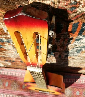 vtg Child&#39;s Guitar