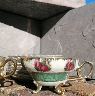 Romantic Opalescent Porcelain Teacups &#43; Saucers