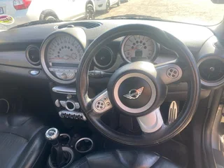 2007 MINI