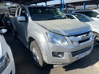 2013 ISUZU