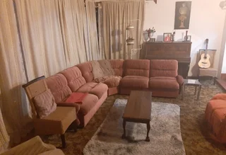 Elegant house for sale in Grassy Park